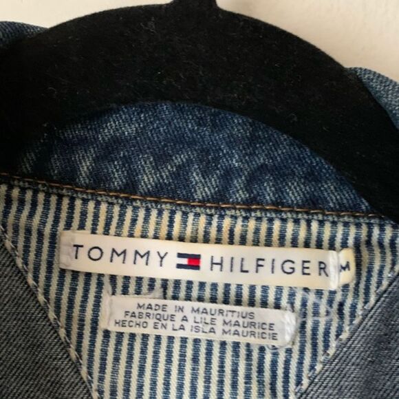 Tommy Hilfiger blue sleeveless denim vest, metal buttons, size Med - Picture 2 of 13